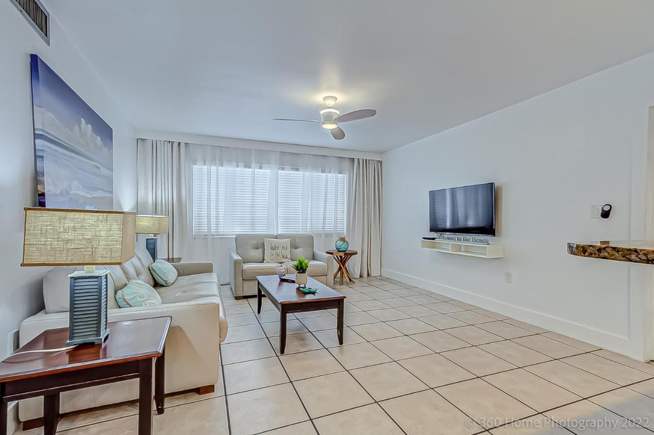Twins Inn & Apartments St. Pete Beach Dış mekan fotoğraf