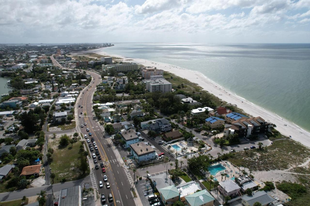 Twins Inn & Apartments St. Pete Beach Dış mekan fotoğraf