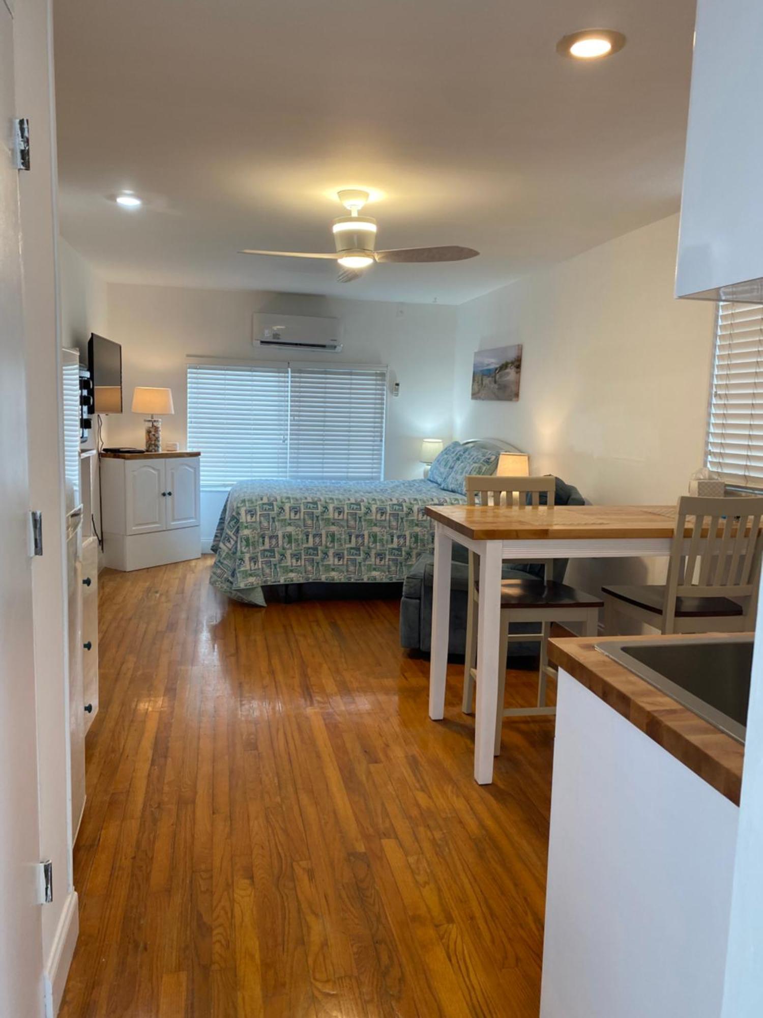 Twins Inn & Apartments St. Pete Beach Dış mekan fotoğraf