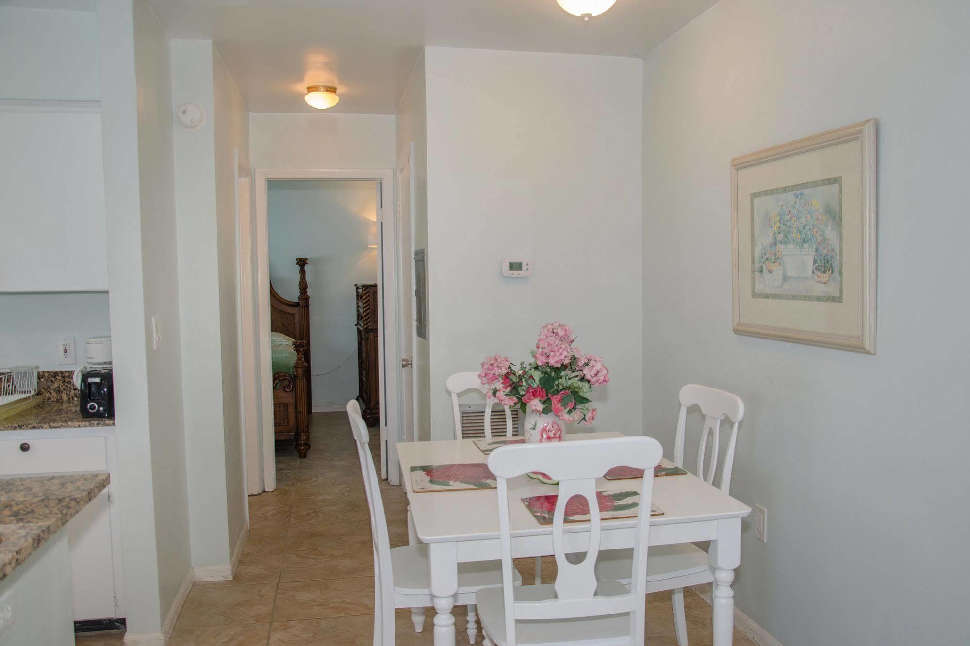 Twins Inn & Apartments St. Pete Beach Dış mekan fotoğraf