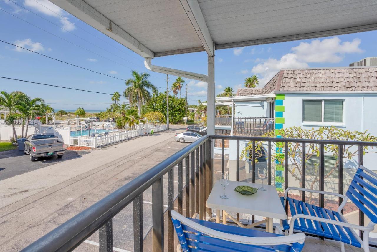 Twins Inn & Apartments St. Pete Beach Dış mekan fotoğraf